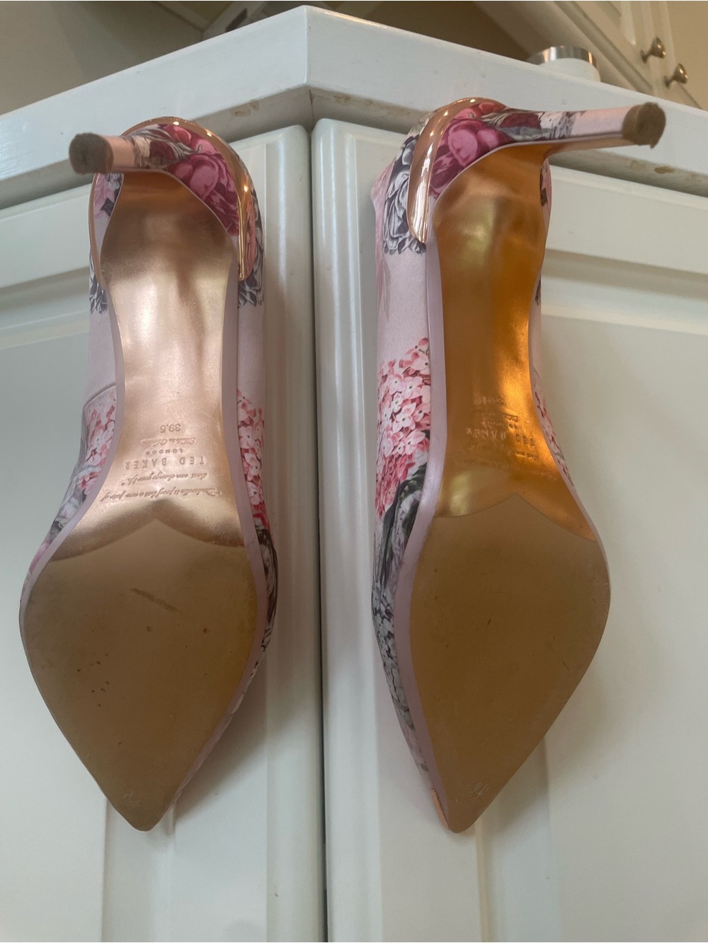 Ted Baker Pink Floral Heels Palace Gardens Vyixyn Size 9 **Excellent** Condition - Picture 8 of 10